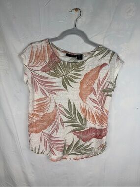 Tahari Linen Short Sleeve Tee with Coral & Olive Leaf Print